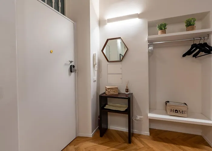 Vatican Suite: Steps To St. Peter By Viva Domus * Rom
