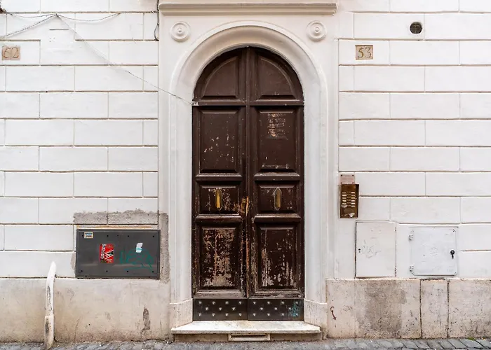 Vatican Suite: Steps To St. Peter By Viva Domus *